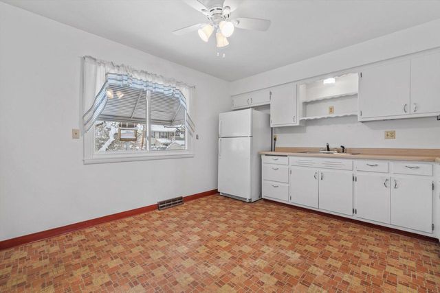 1730 New STREET, Union Grove, WI 53182