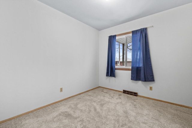 1730 New STREET, Union Grove, WI 53182