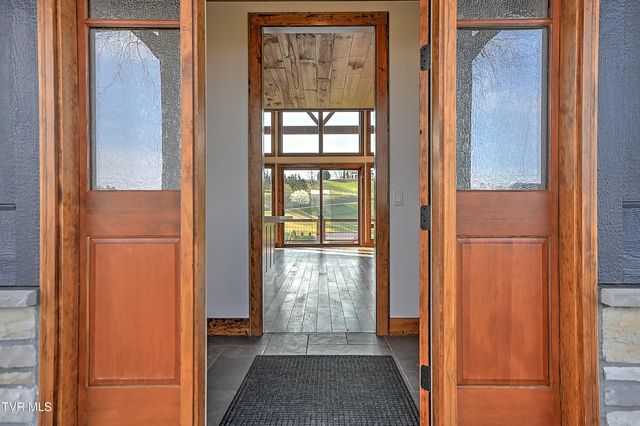 232 Farmhouse Village Trail, Butler, TN 37640