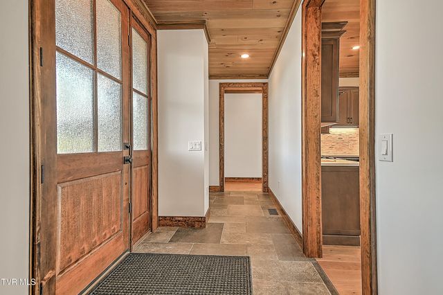 232 Farmhouse Village Trail, Butler, TN 37640