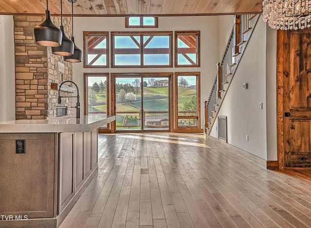 232 Farmhouse Village Trail, Butler, TN 37640