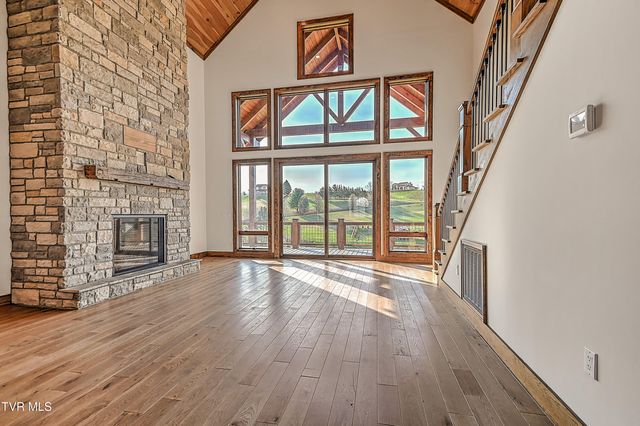 232 Farmhouse Village Trail, Butler, TN 37640