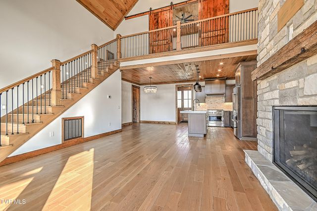 232 Farmhouse Village Trail, Butler, TN 37640