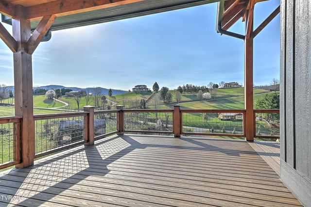 232 Farmhouse Village Trail, Butler, TN 37640