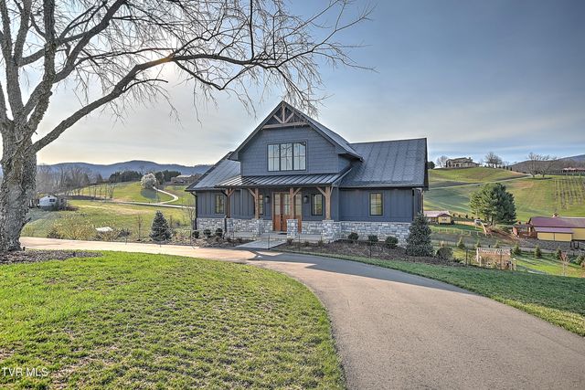 232 Farmhouse Village Trail, Butler, TN 37640