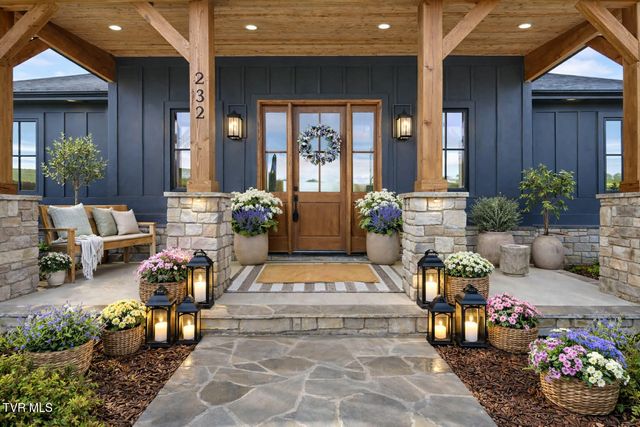 232 Farmhouse Village Trail, Butler, TN 37640