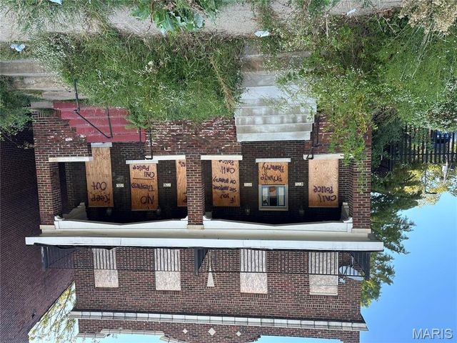 4330 N Florissant Avenue, St Louis, MO 63107