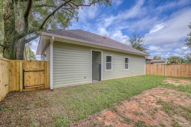 507 Alba Plena St, Pensacola, FL 32507