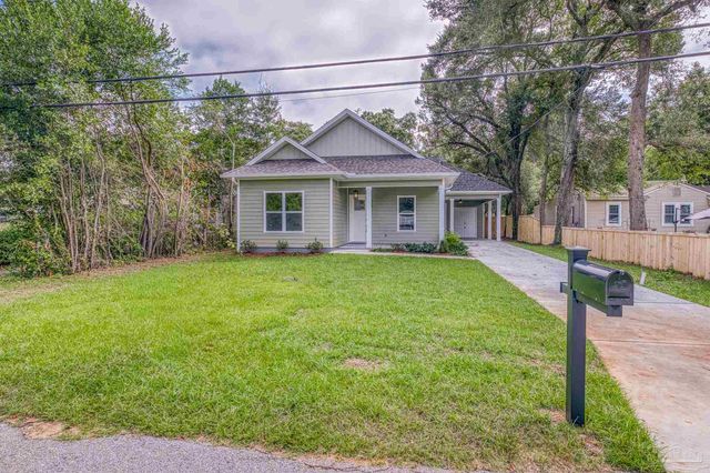 507 Alba Plena St, Pensacola, FL 32507