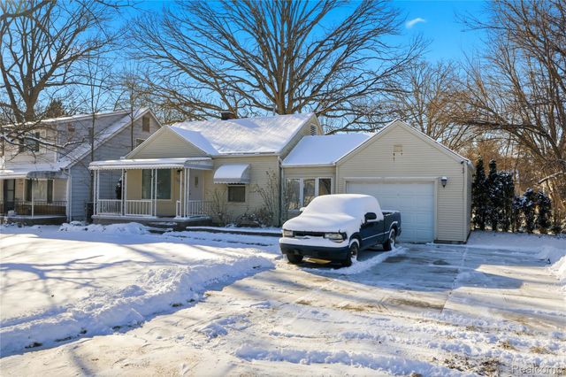 19925 Negaunee, Redford Charter Township, MI 48240