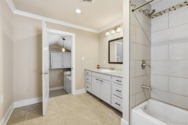 19925 Negaunee, Redford Charter Township, MI 48240