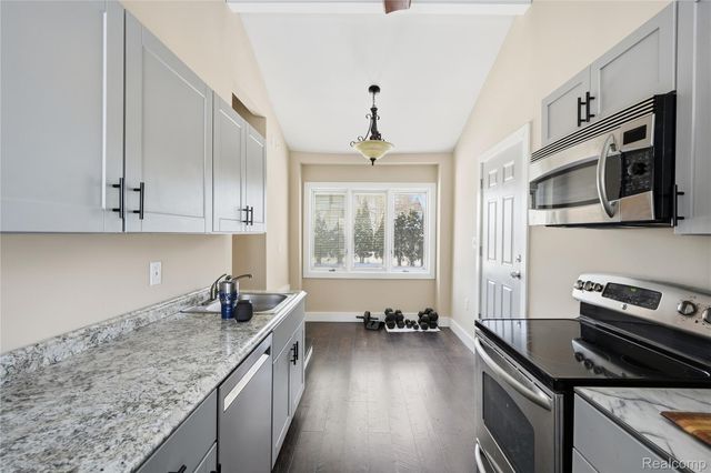 19925 Negaunee, Redford Charter Township, MI 48240