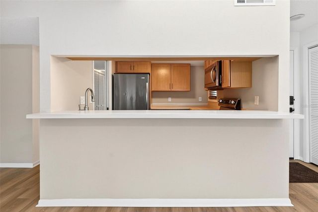 1051 S HIGHLAND STREET 5-D, Mount Dora, FL 32757