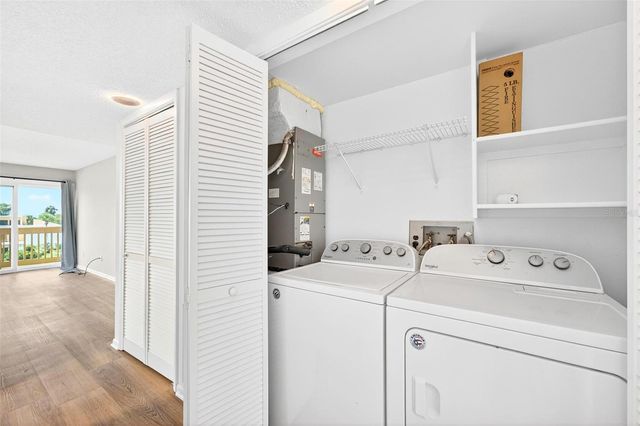 1051 S HIGHLAND STREET 5-D, Mount Dora, FL 32757