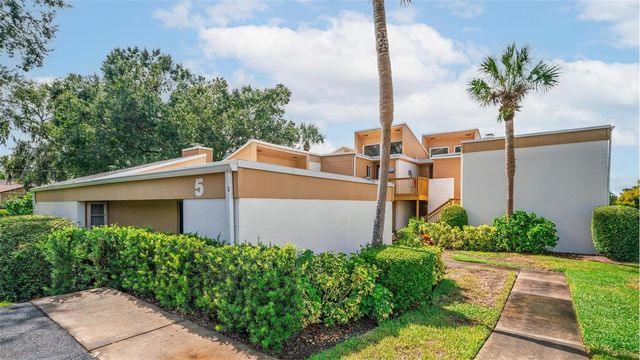 1051 S HIGHLAND STREET 5-D, Mount Dora, FL 32757