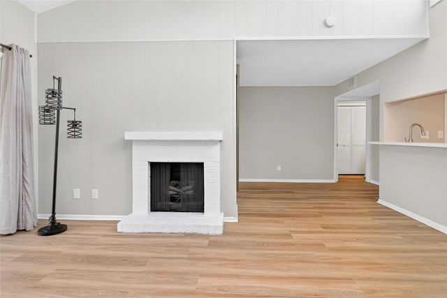 1051 S HIGHLAND STREET 5-D, Mount Dora, FL 32757