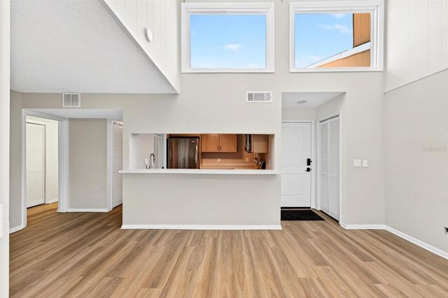 1051 S HIGHLAND STREET 5-D, Mount Dora, FL 32757