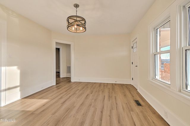 4216 Maplewood Street, Kingsport, TN 37660