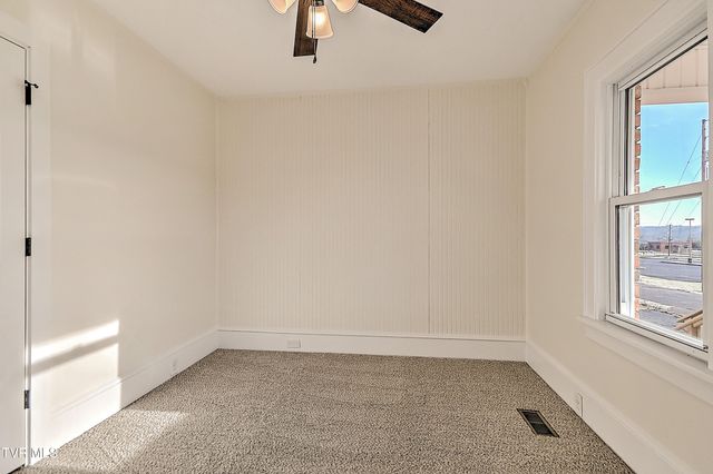 4216 Maplewood Street, Kingsport, TN 37660