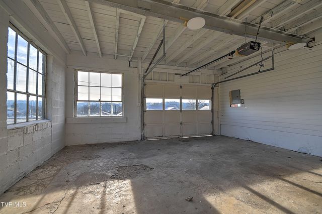 4216 Maplewood Street, Kingsport, TN 37660