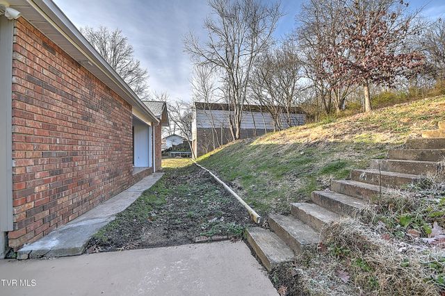 4216 Maplewood Street, Kingsport, TN 37660