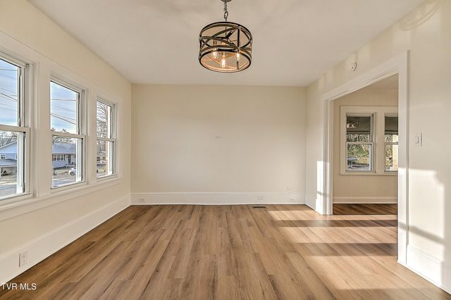 4216 Maplewood Street, Kingsport, TN 37660