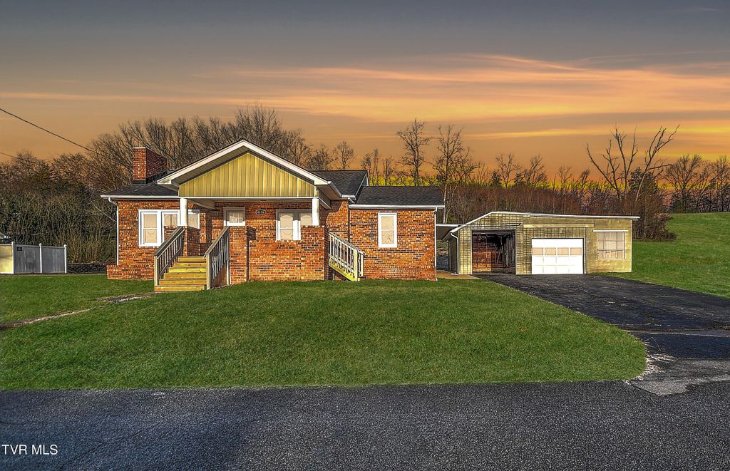 4216 Maplewood Street, Kingsport, TN 37660