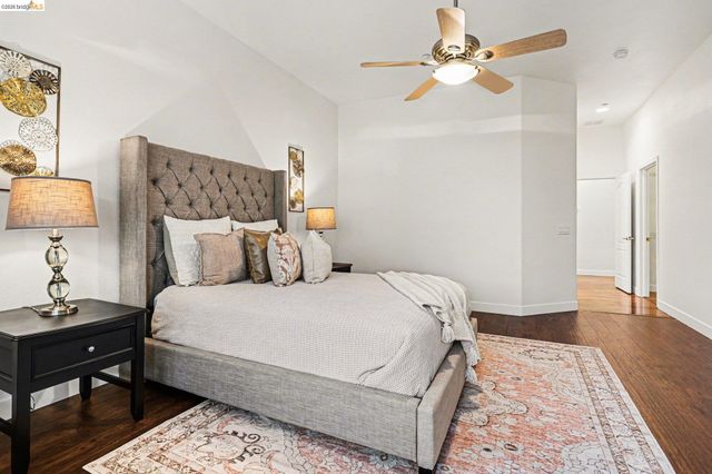 1014 Centennial Dr, Brentwood, CA 94513