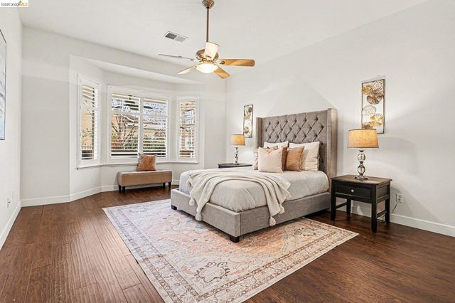 1014 Centennial Dr, Brentwood, CA 94513