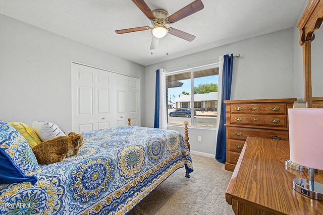 221 E HELENA Drive, Phoenix, AZ 85022