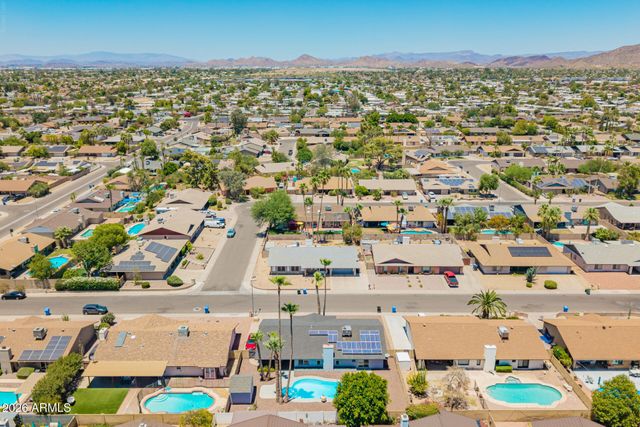 221 E HELENA Drive, Phoenix, AZ 85022