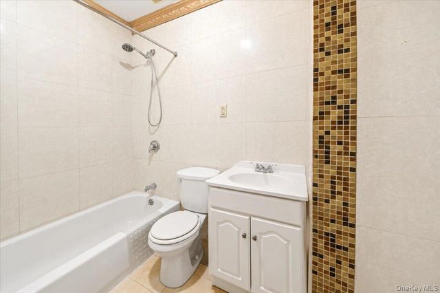 918 Summit Avenue, Bronx, NY 10452