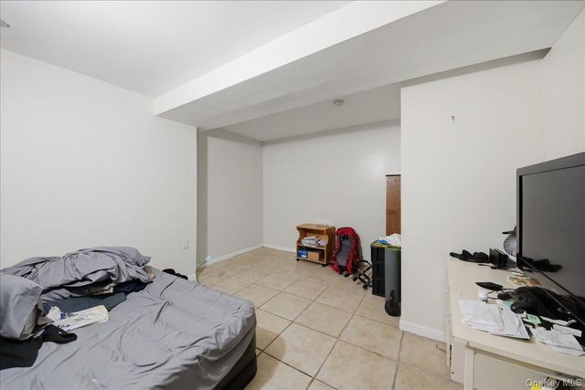 918 Summit Avenue, Bronx, NY 10452