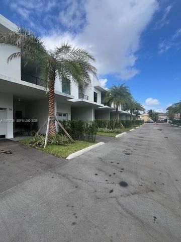 2526 Pierce Street 12, Hollywood, FL 33020