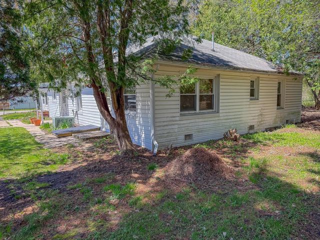 6680 N M-30 Highway, Hope, MI 48628