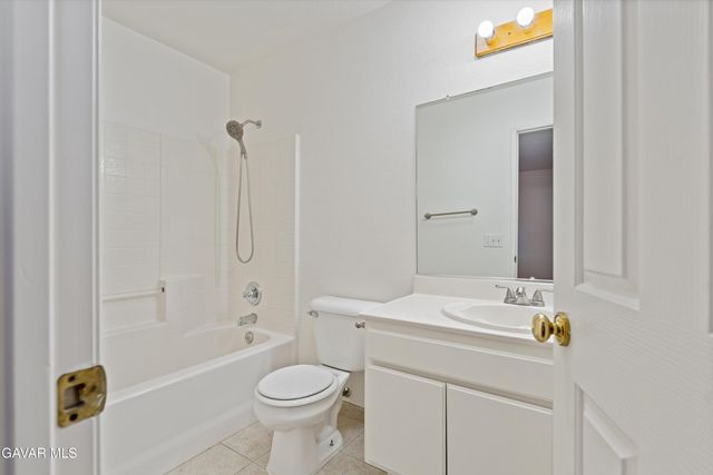 44123 W 61st West Street, Lancaster, CA 93536