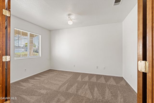 44123 W 61st West Street, Lancaster, CA 93536