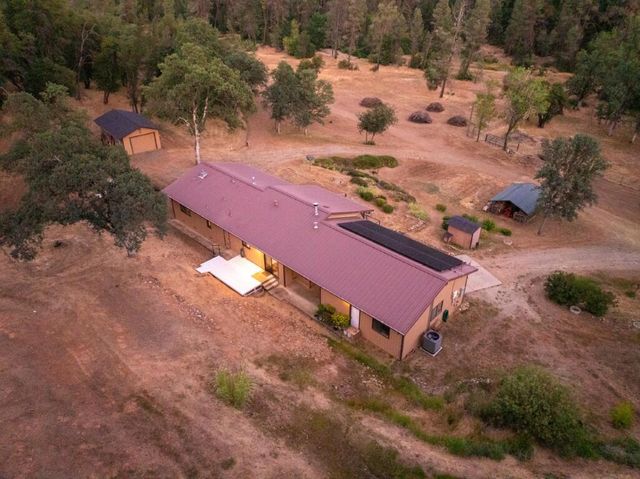 17972 Wild Weed Way, Anderson, CA 96007