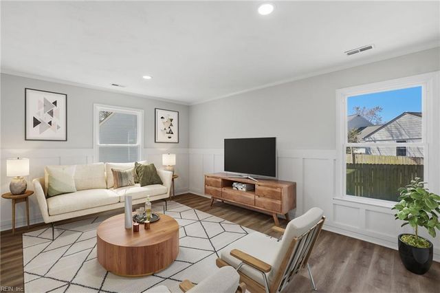 2017 Hillsboro CT, Virginia Beach, VA 23456