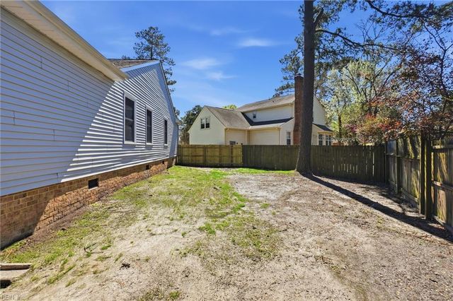 2017 Hillsboro CT, Virginia Beach, VA 23456