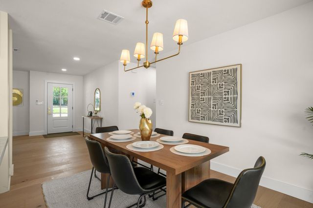 7010 Miranda DR, Austin, TX 78752