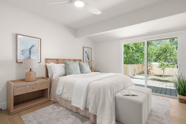 7010 Miranda DR, Austin, TX 78752