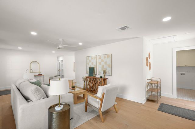 7010 Miranda DR, Austin, TX 78752
