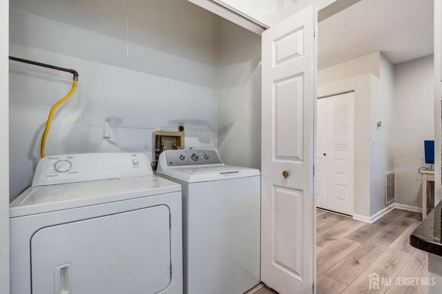 5071 Beech Court, South Brunswick, NJ 08852