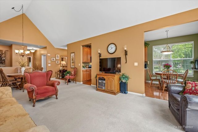 4093 Pheasant Court, St. Charles, IL 60174