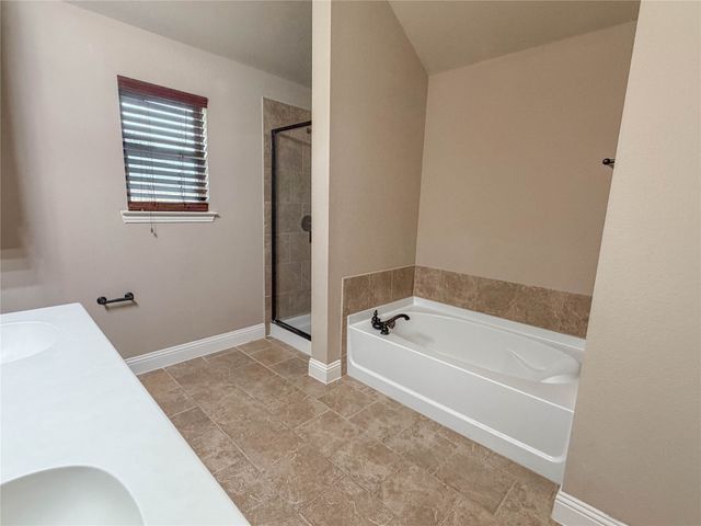 211 Range Road, Waxahachie, TX 75165