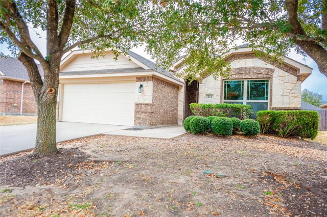 211 Range Road, Waxahachie, TX 75165