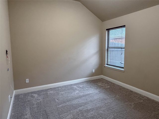 211 Range Road, Waxahachie, TX 75165