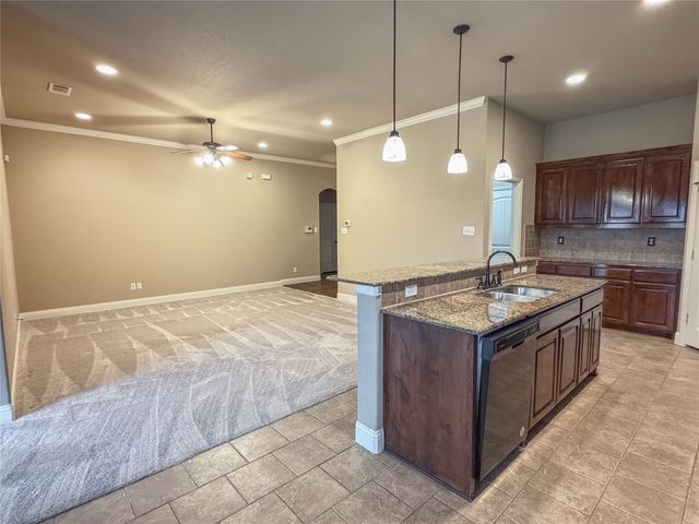 211 Range Road, Waxahachie, TX 75165