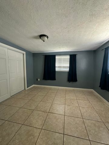 1005 NW 5th Street, Okeechobee, FL 34972